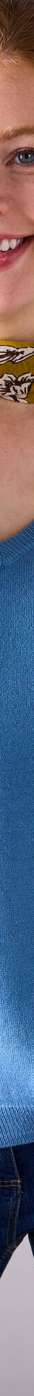 Pull col V, toucher doux (bleu grisé) Pull col V, toucher doux (bleu grisé)